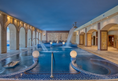 Smart deal with half board 